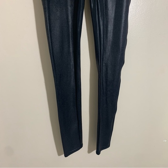 SPANX faux leather leggings L - Picture 11 of 16